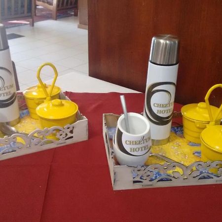 Cheltum Hotel Trelew Eksteriør bilde