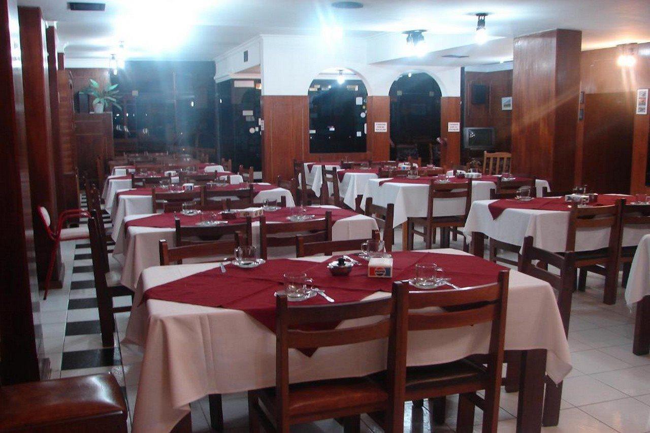 Cheltum Hotel Trelew Eksteriør bilde