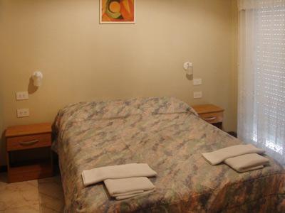 Cheltum Hotel Trelew Eksteriør bilde