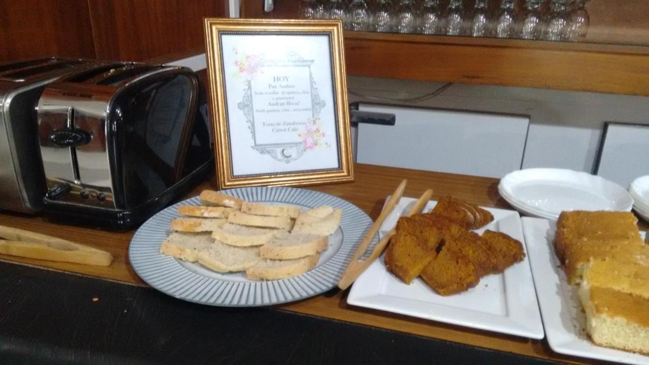 Cheltum Hotel Trelew Eksteriør bilde
